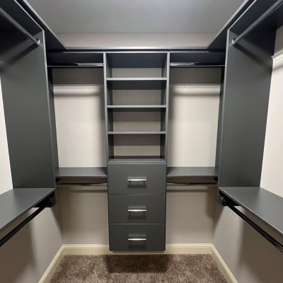 Auburn-Closet-Blue-Stone-Walk-In